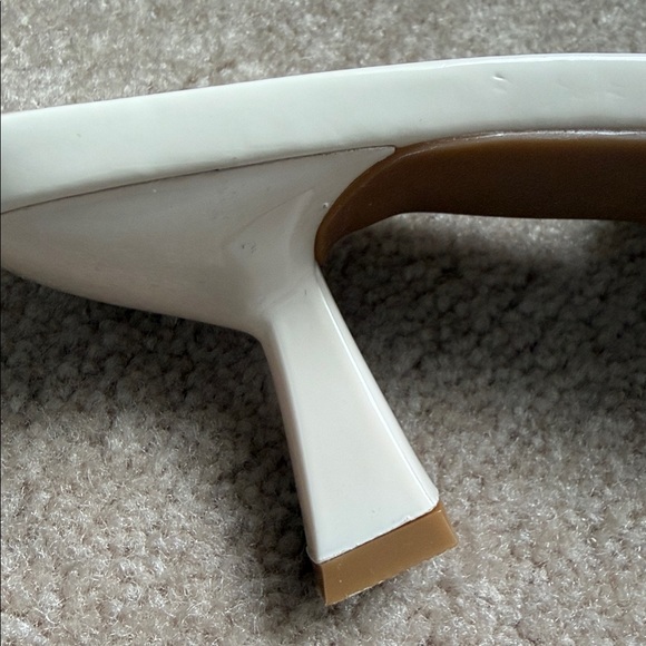 Jason Wu Cream Pointed Mules - Picture 6 of 12